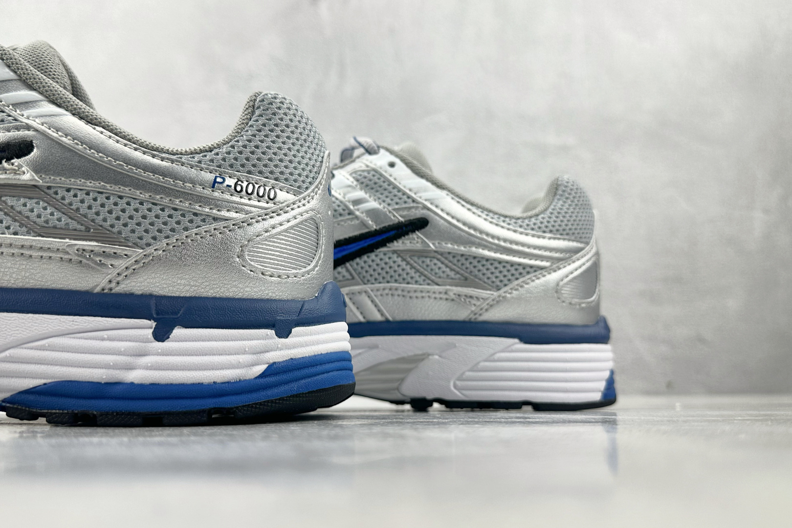 200 原鞋开发 原数据档案 Nike P-6000银蓝 BV1021-001-Chinese UA Cheap High Quatity Brand Clothes Bags handbags Sneakers wholesale wholesaler seller from China Factory suppliers Fashion Clothing Shoes best Quality Beautiful Price 200 原鞋开发 原数据档案 Nike P-6000银蓝 BV1021-001