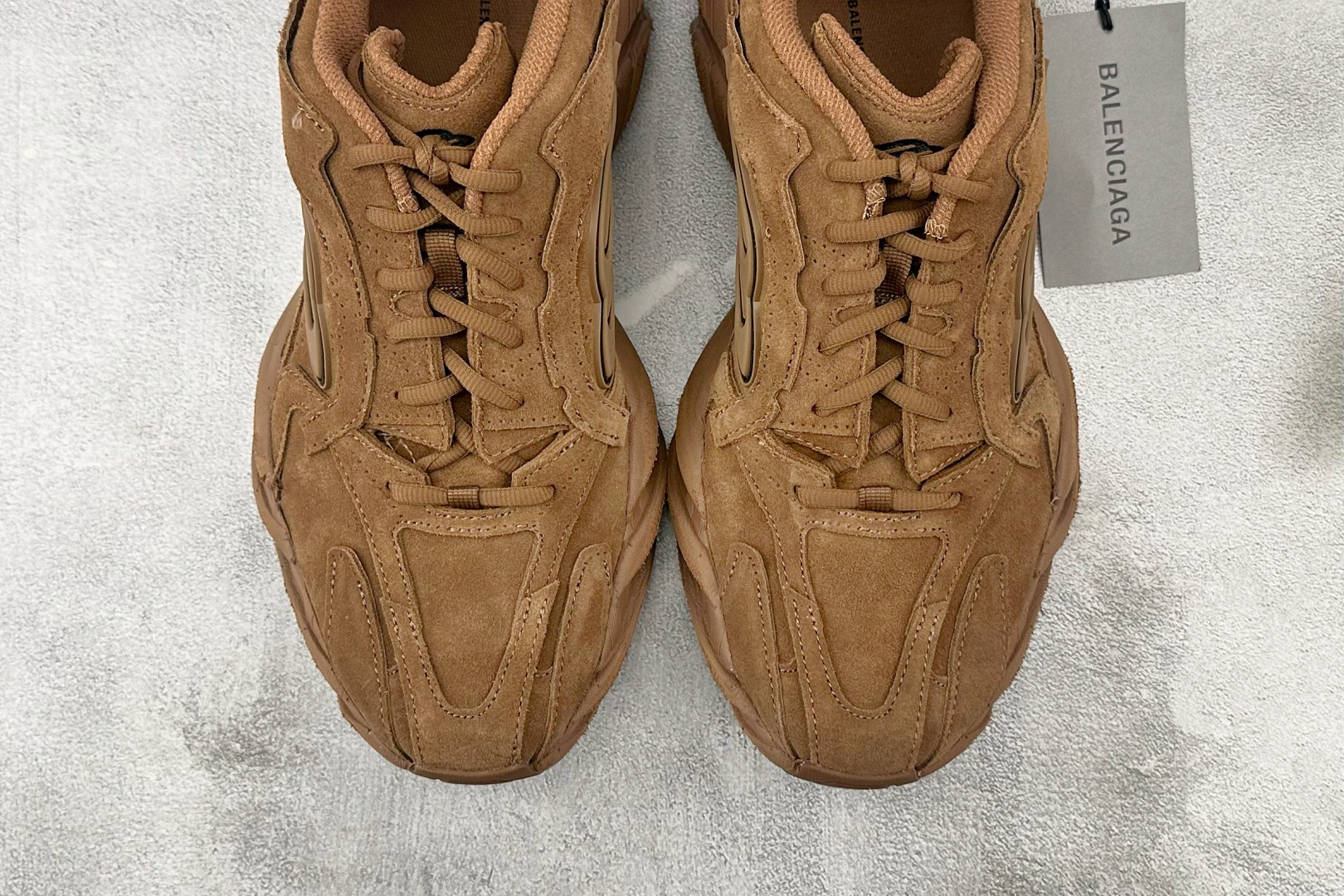 380 最新外贸批次 Balenciaga巴黎世家 Monday 棕色 825417WMNSS