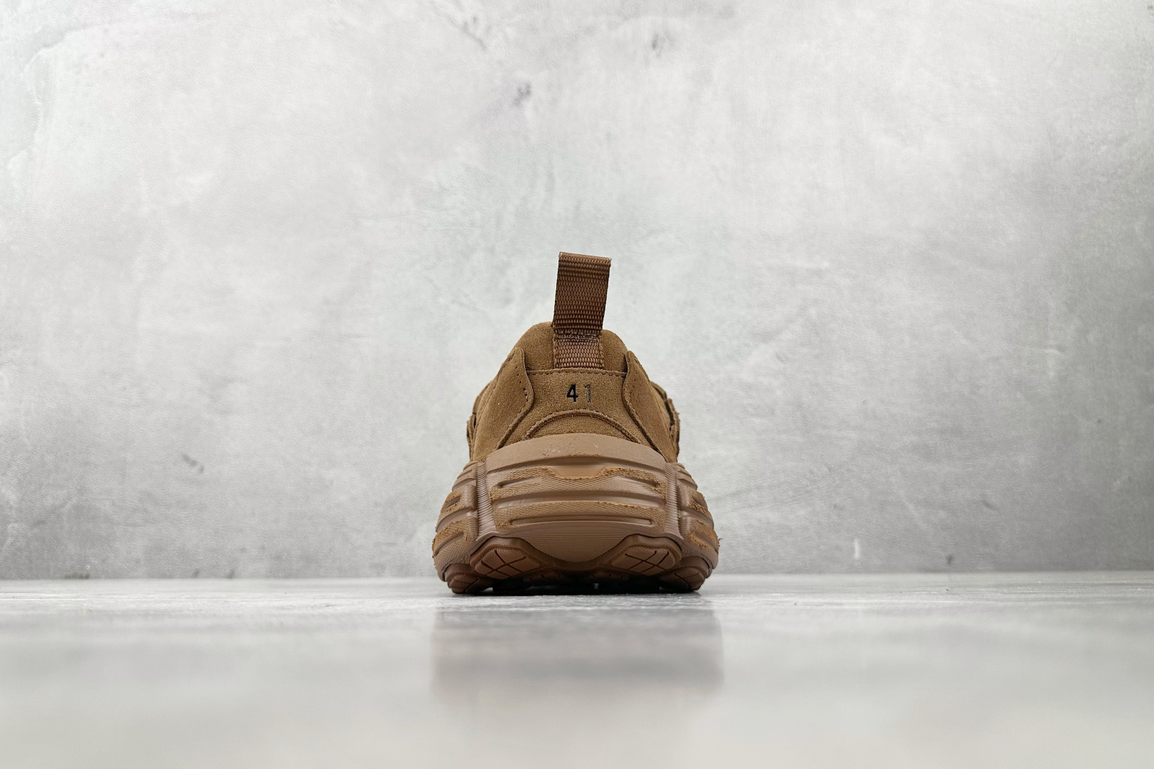 380 最新外贸批次 Balenciaga巴黎世家 Monday 棕色 825417WMNSS