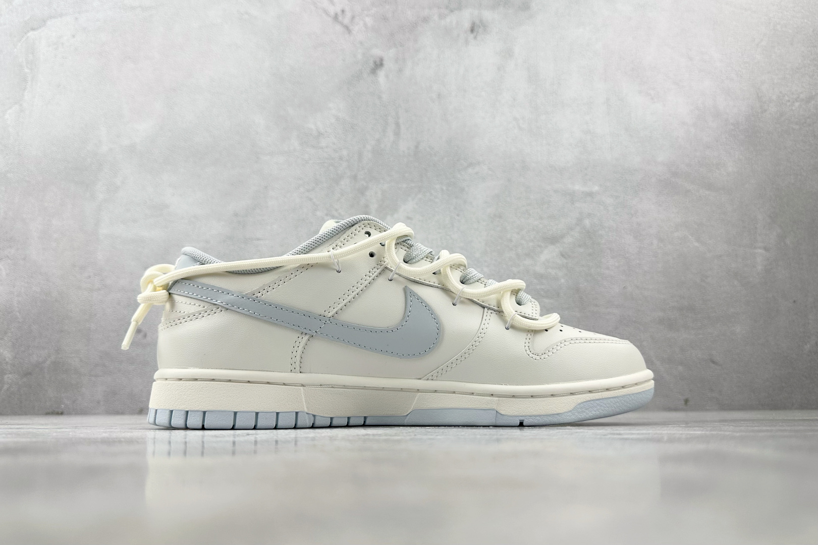 300 定制球鞋Nike Dunk 破晓初蓝 WB0508-047-Chinese UA Cheap High Quatity Brand Clothes Bags handbags Sneakers wholesale wholesaler seller from China Factory suppliers Fashion Clothing Shoes best Quality Beautiful Price 300 定制球鞋Nike Dunk 破晓初蓝 WB0508-047