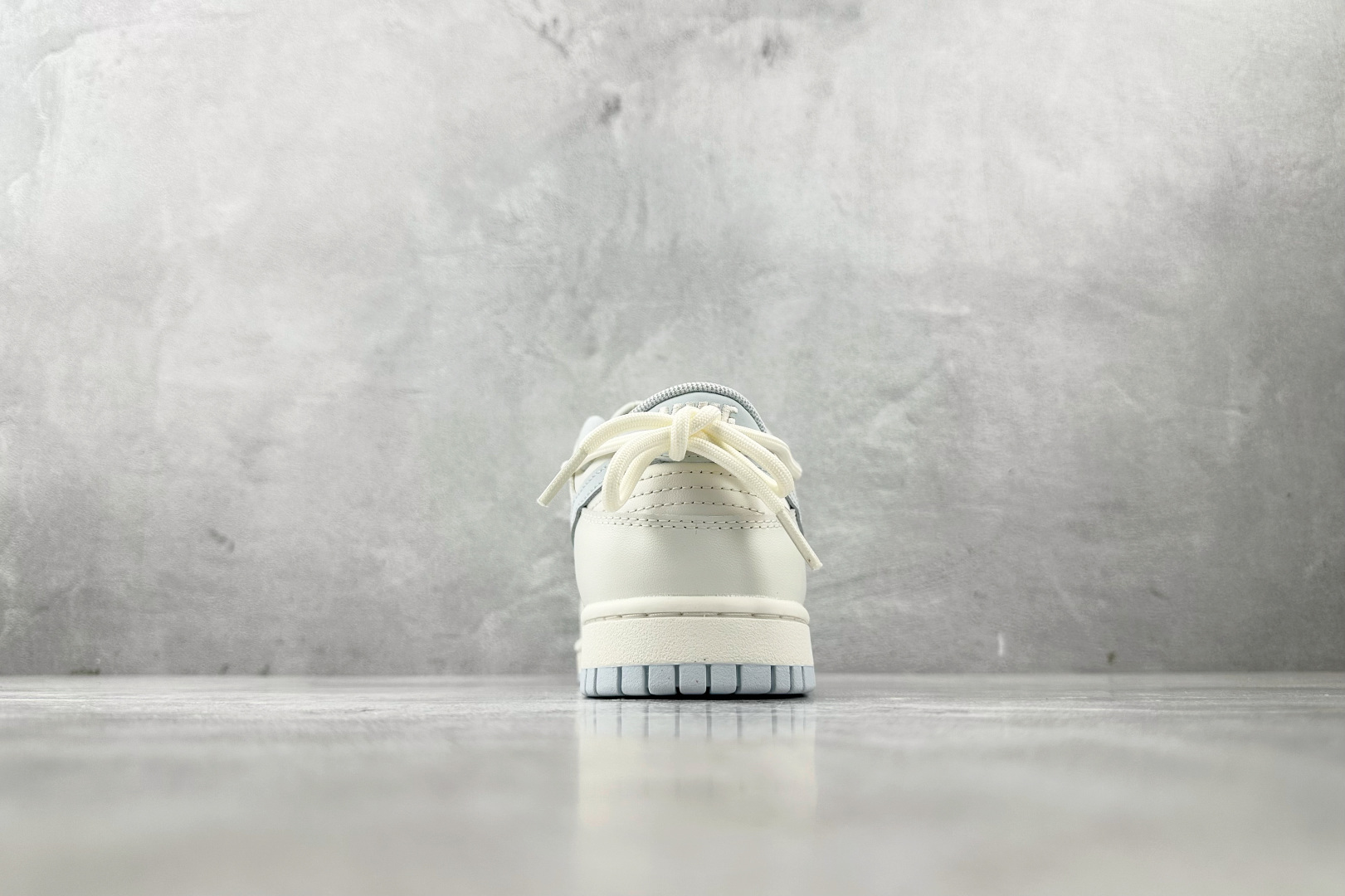 300 定制球鞋Nike Dunk 破晓初蓝 WB0508-047-Chinese UA Cheap High Quatity Brand Clothes Bags handbags Sneakers wholesale wholesaler seller from China Factory suppliers Fashion Clothing Shoes best Quality Beautiful Price 300 定制球鞋Nike Dunk 破晓初蓝 WB0508-047