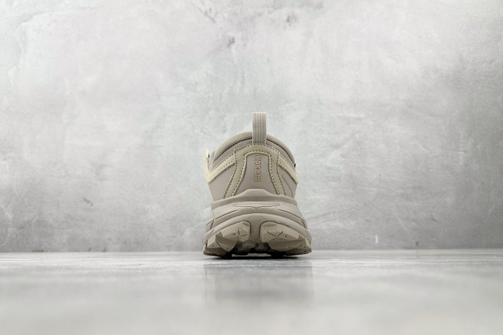 250 HOKA ONE ONE Tor Ultra Low 米色 1130310-STPST-Chinese UA Cheap High Quatity Brand Clothes Bags handbags Sneakers wholesale wholesaler seller from China Factory suppliers Fashion Clothing Shoes best Quality Beautiful Price 250 HOKA ONE ONE Tor Ultra Low 米色 1130310-STPST