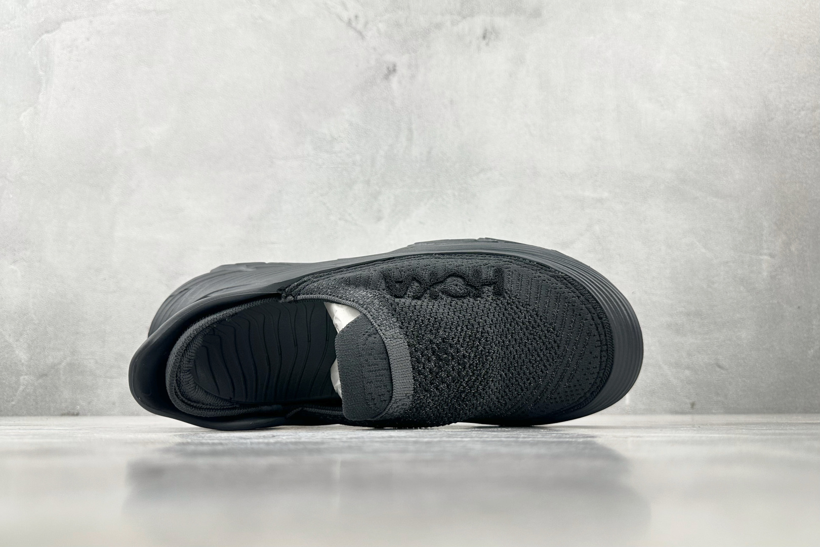 230 HOKA ONE ONE Restore TC 黑色满天星 1134532-BLK-Chinese UA Cheap High Quatity Brand Clothes Bags handbags Sneakers wholesale wholesaler seller from China Factory suppliers Fashion Clothing Shoes best Quality Beautiful Price 230 HOKA ONE ONE Restore TC 黑色满天星 1134532-BLK