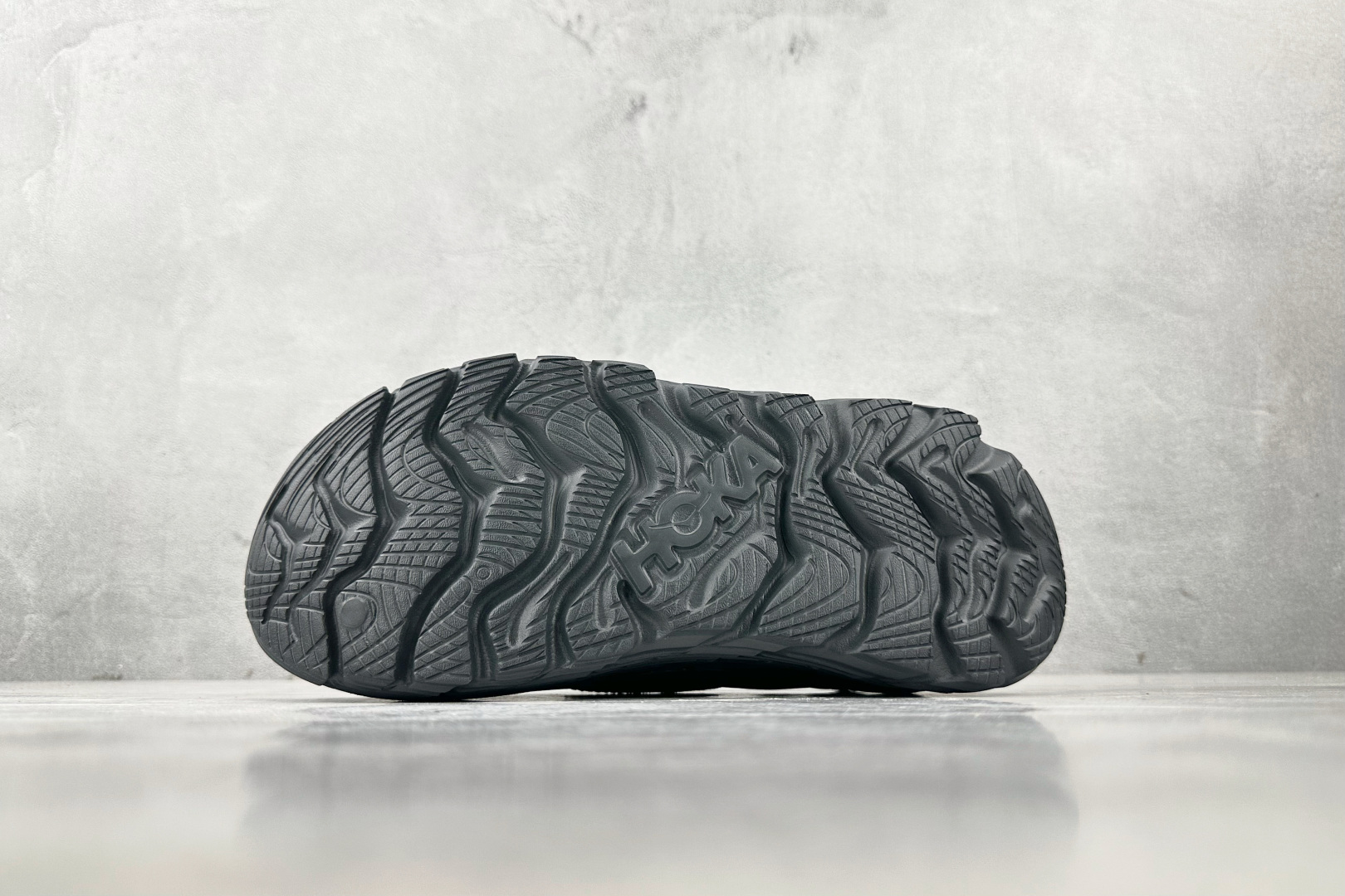 230 HOKA ONE ONE Restore TC 黑色满天星 1134532-BLK-Chinese UA Cheap High Quatity Brand Clothes Bags handbags Sneakers wholesale wholesaler seller from China Factory suppliers Fashion Clothing Shoes best Quality Beautiful Price 230 HOKA ONE ONE Restore TC 黑色满天星 1134532-BLK