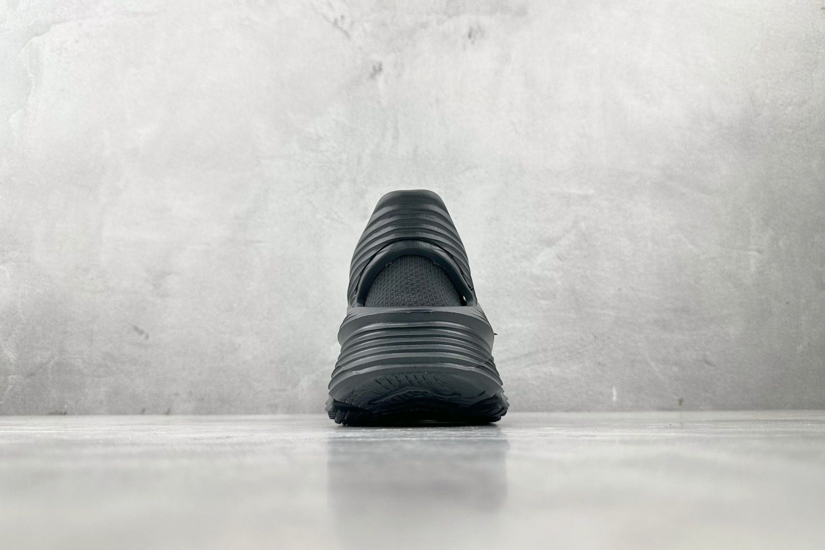 230 HOKA ONE ONE Restore TC 黑色满天星 1134532-BLK-Chinese UA Cheap High Quatity Brand Clothes Bags handbags Sneakers wholesale wholesaler seller from China Factory suppliers Fashion Clothing Shoes best Quality Beautiful Price 230 HOKA ONE ONE Restore TC 黑色满天星 1134532-BLK