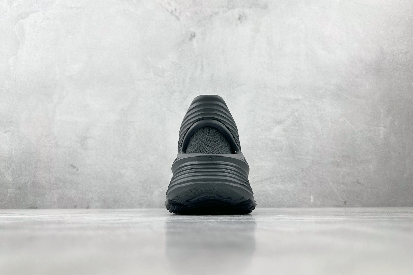 230 HOKA ONE ONE Restore TC 黑色 1134532-BBLC