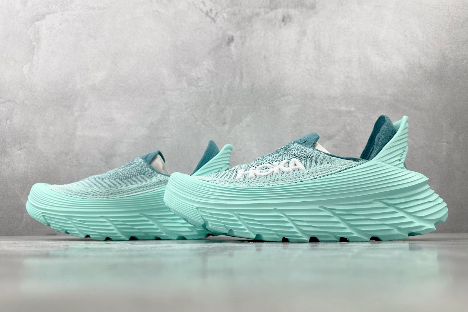 230 HOKA ONE ONE Restore TC 天青色 1134532-OMSO