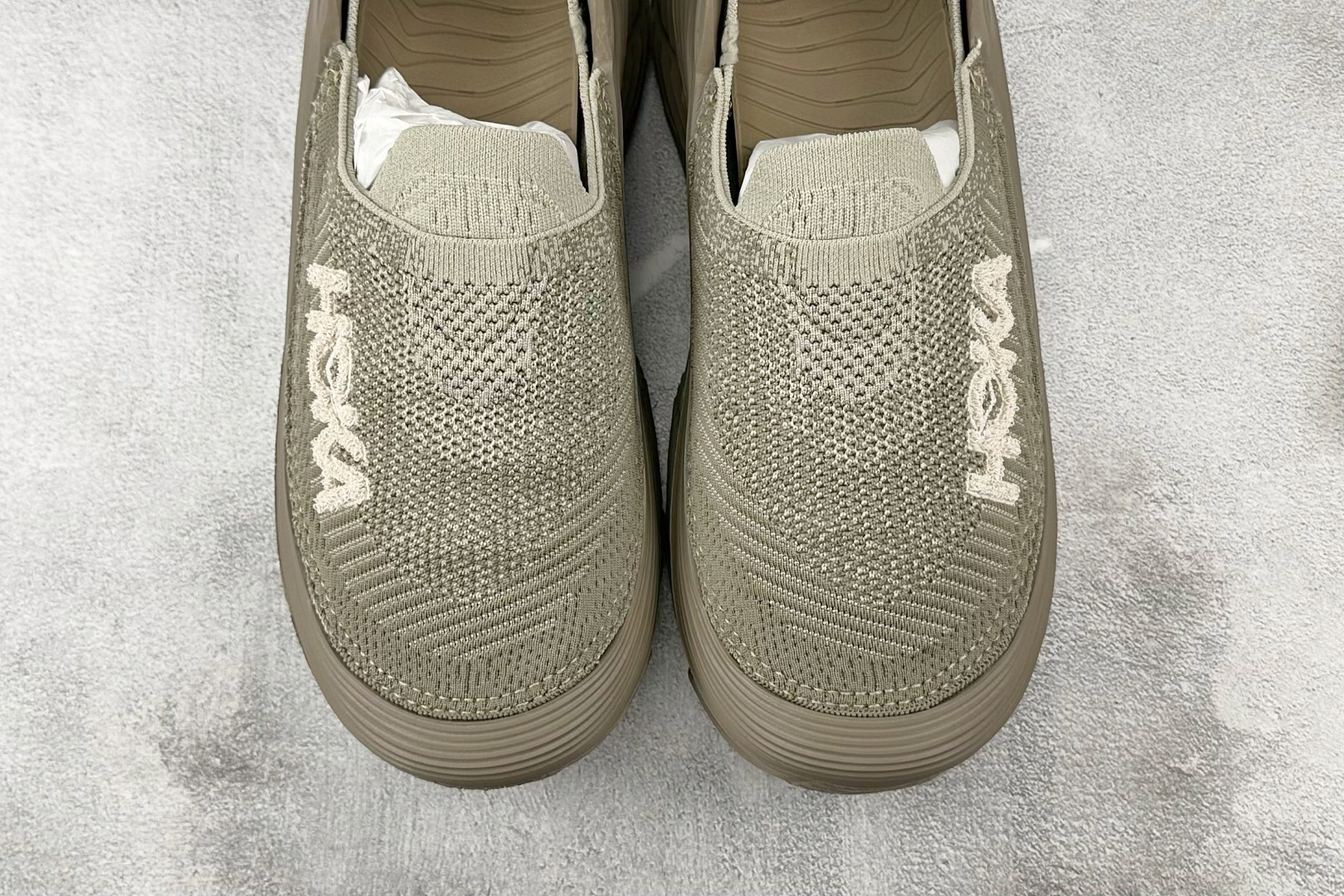 230 HOKA ONE ONE Restore TC 沙色 1134532-DOTN-Chinese UA Cheap High Quatity Brand Clothes Bags handbags Sneakers wholesale wholesaler seller from China Factory suppliers Fashion Clothing Shoes best Quality Beautiful Price 230 HOKA ONE ONE Restore TC 沙色 1134532-DOTN