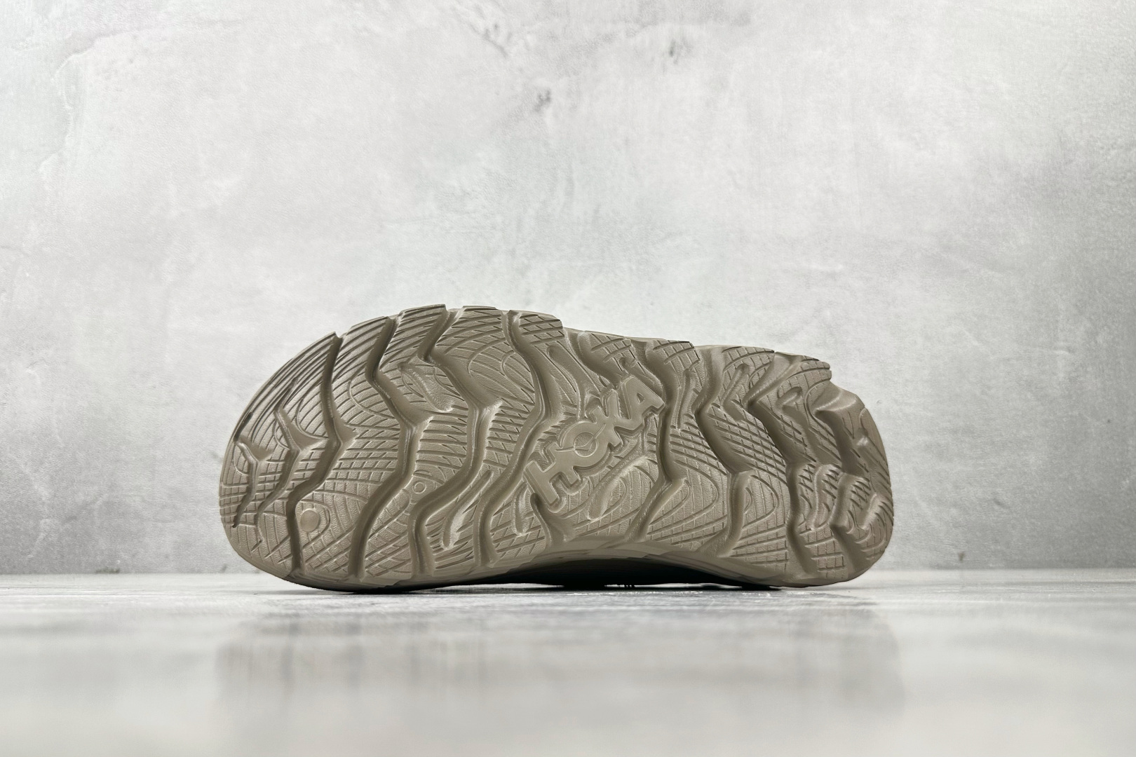 230 HOKA ONE ONE Restore TC 沙色 1134532-DOTN-Chinese UA Cheap High Quatity Brand Clothes Bags handbags Sneakers wholesale wholesaler seller from China Factory suppliers Fashion Clothing Shoes best Quality Beautiful Price 230 HOKA ONE ONE Restore TC 沙色 1134532-DOTN