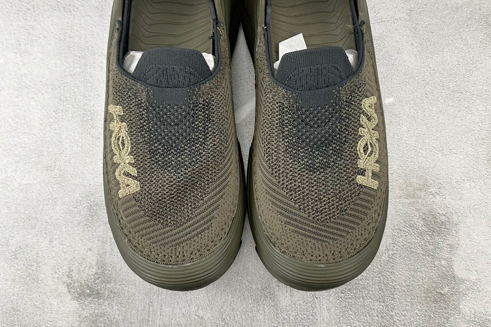 230 HOKA ONE ONE Restore TC 深橄榄色 1134532-DOBLC-Chinese UA Cheap High Quatity Brand Clothes Bags handbags Sneakers wholesale wholesaler seller from China Factory suppliers Fashion Clothing Shoes best Quality Beautiful Price 230 HOKA ONE ONE Restore TC 深橄榄色 1134532-DOBLC