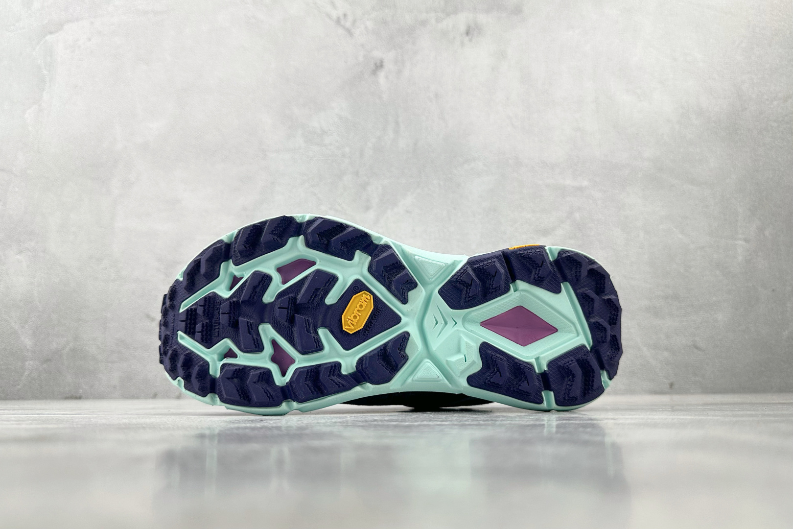 210 HOKA ONE ONE Mafate Speed 4 紫蓝 1131056-NSOF-Chinese UA Cheap High Quatity Brand Clothes Bags handbags Sneakers wholesale wholesaler seller from China Factory suppliers Fashion Clothing Shoes best Quality Beautiful Price 210 HOKA ONE ONE Mafate Speed 4 紫蓝 1131056-NSOF