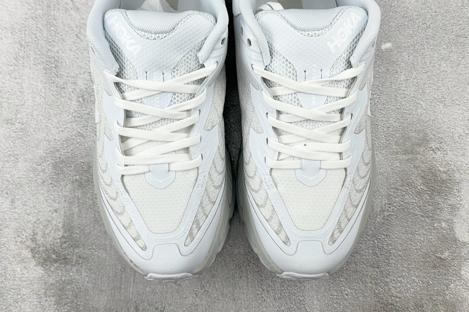 210 HOKA ONE ONE Mafate Speed 4 白色 1129930-WWH