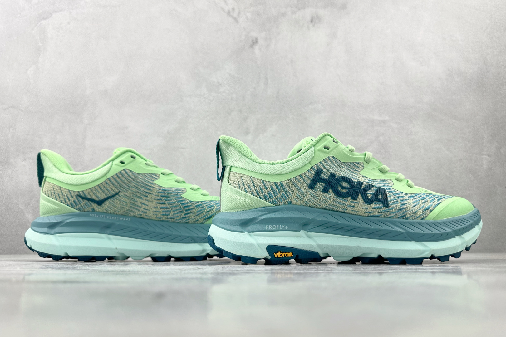 210 HOKA ONE ONE Mafate Speed 4 青柠色海雾蓝 1131056-LGOM-Chinese  UA Cheap High Quatity Brand  Clothes Bags handbags Sneakers wholesale wholesaler seller from China Factory suppliers Fashion Clothing  Shoes best Quality Beautiful Price  210 HOKA ONE ONE Mafate Speed 4 青柠色海雾蓝 1131056-LGOM