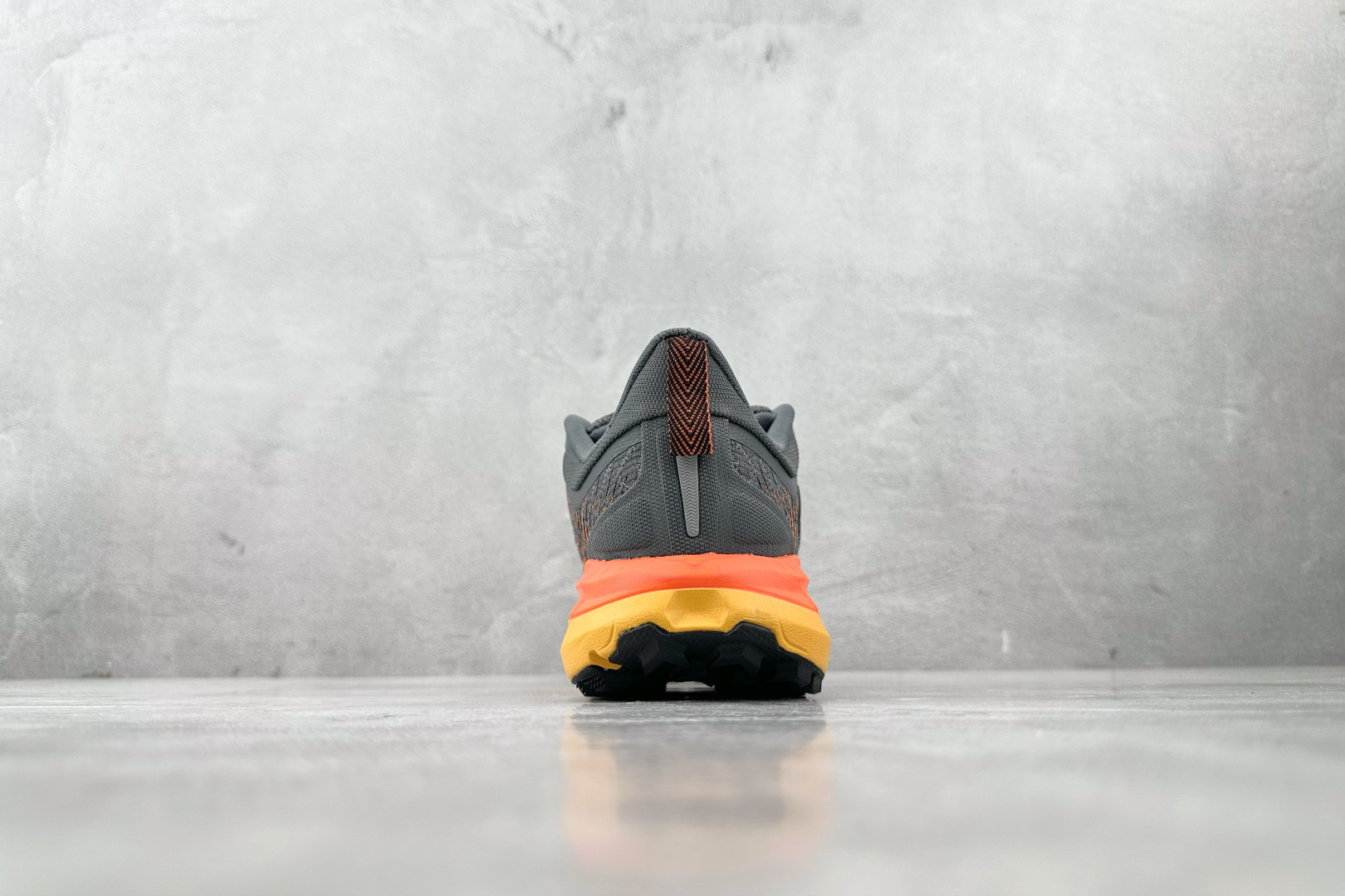 210 HOKA ONE ONE Mafate Speed 4 黑橙 1129930-CKBC-Chinese  UA Cheap High Quatity Brand  Clothes Bags handbags Sneakers wholesale wholesaler seller from China Factory suppliers Fashion Clothing  Shoes best Quality Beautiful Price  210 HOKA ONE ONE Mafate Speed 4 黑橙 1129930-CKBC