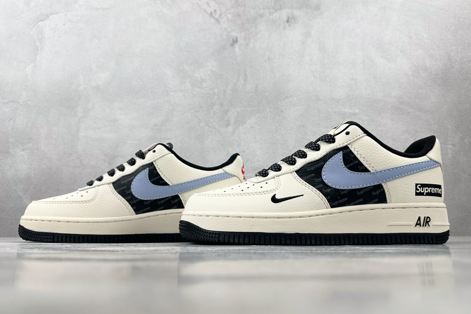 260 Nike Air Force 1'07 Supreme 联名 白黑蓝 ZH2598-311-Chinese  UA Cheap High Quatity Brand  Clothes Bags handbags Sneakers wholesale wholesaler seller from China Factory suppliers Fashion Clothing  Shoes best Quality Beautiful Price  260 Nike Air Force 1'07 Supreme 联名 白黑蓝 ZH2598-311