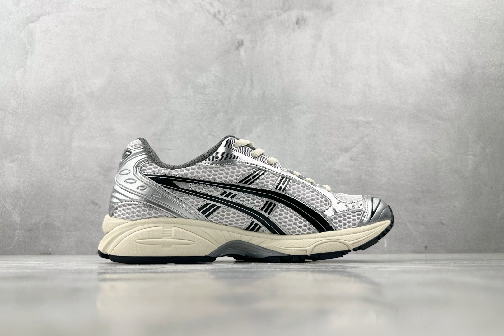 230 外贸批次 jjjjound ×Asics Gel-Kahana 14 银黑 1201A457-101
