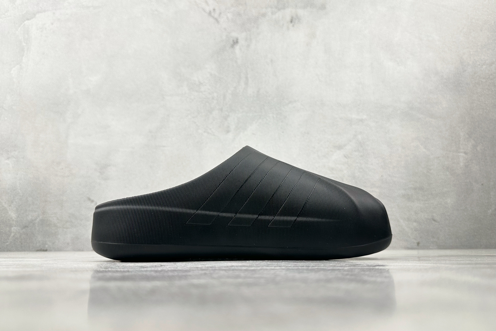 CD 120 adidas originals SUPERSTAR MULE 黑色 IH7787-Chinese UA Cheap High Quatity Brand Clothes Bags handbags Sneakers wholesale wholesaler seller from China Factory suppliers Fashion Clothing Shoes best Quality Beautiful Price CD 120 adidas originals SUPERSTAR MULE 黑色 IH7787