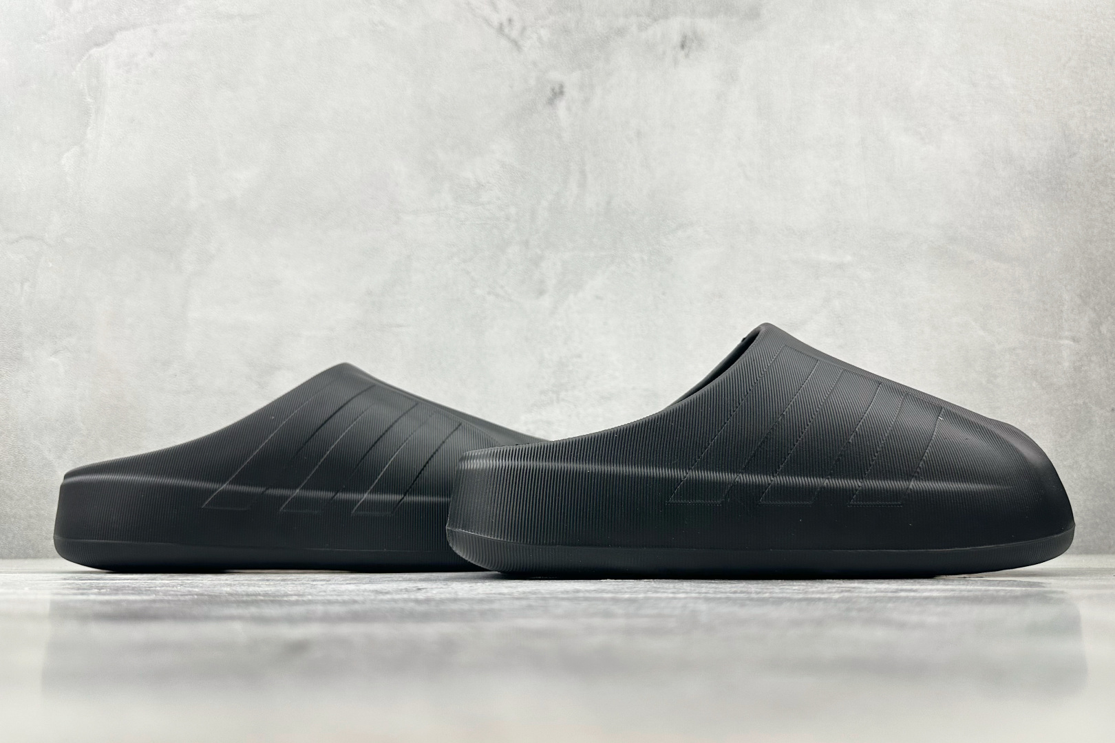 CD 120 adidas originals SUPERSTAR MULE 黑色 IH7787-Chinese UA Cheap High Quatity Brand Clothes Bags handbags Sneakers wholesale wholesaler seller from China Factory suppliers Fashion Clothing Shoes best Quality Beautiful Price CD 120 adidas originals SUPERSTAR MULE 黑色 IH7787