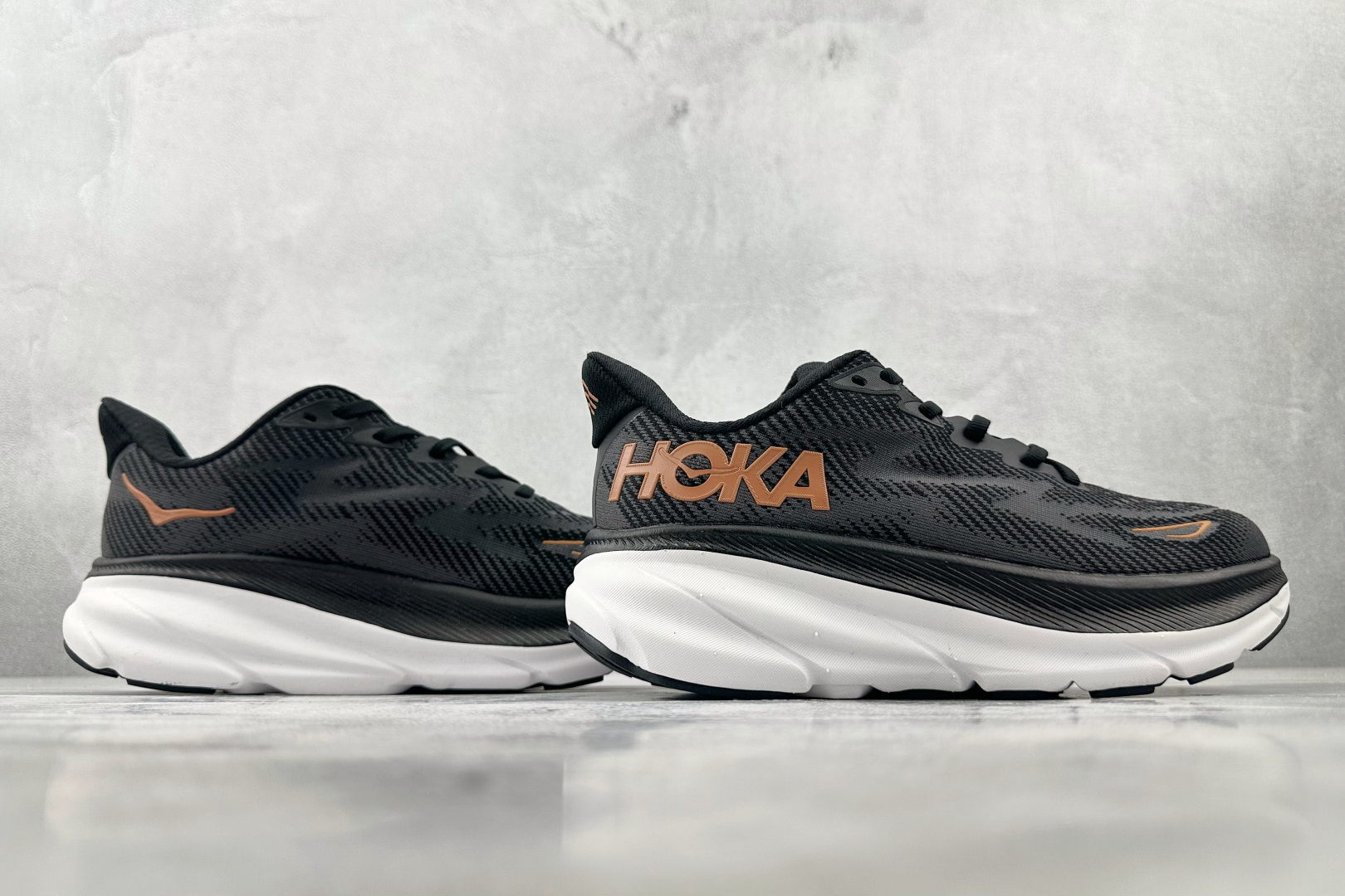 170 HOKA ONE ONE Clifton 9 黑色 1127896-BCPPR-Chinese UA Cheap High Quatity Brand Clothes Bags handbags Sneakers wholesale wholesaler seller from China Factory suppliers Fashion Clothing Shoes best Quality Beautiful Price 170 HOKA ONE ONE Clifton 9 黑色 1127896-BCPPR