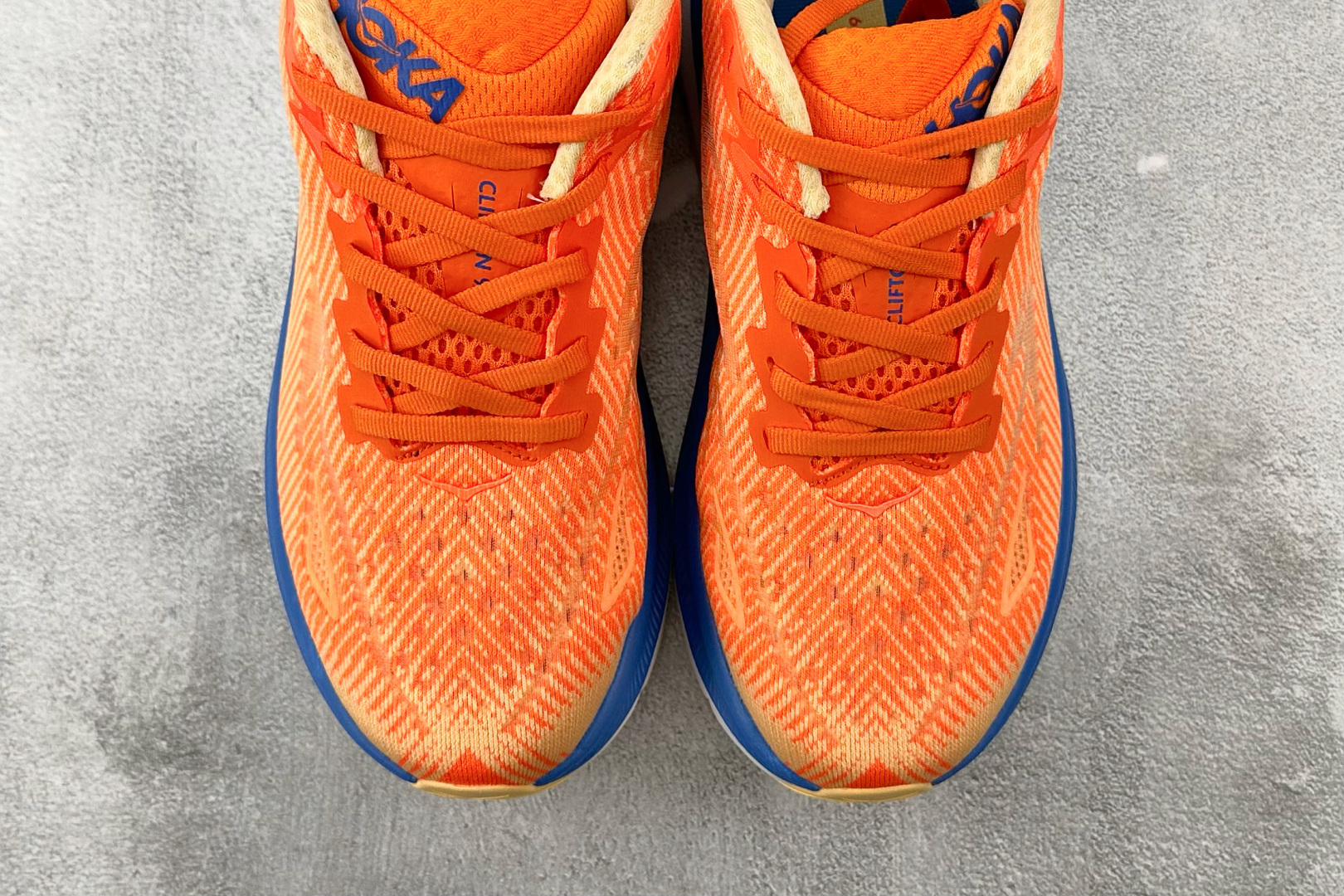 170 HOKA ONE ONE Clifton 9 橘色 1132210-VOIM