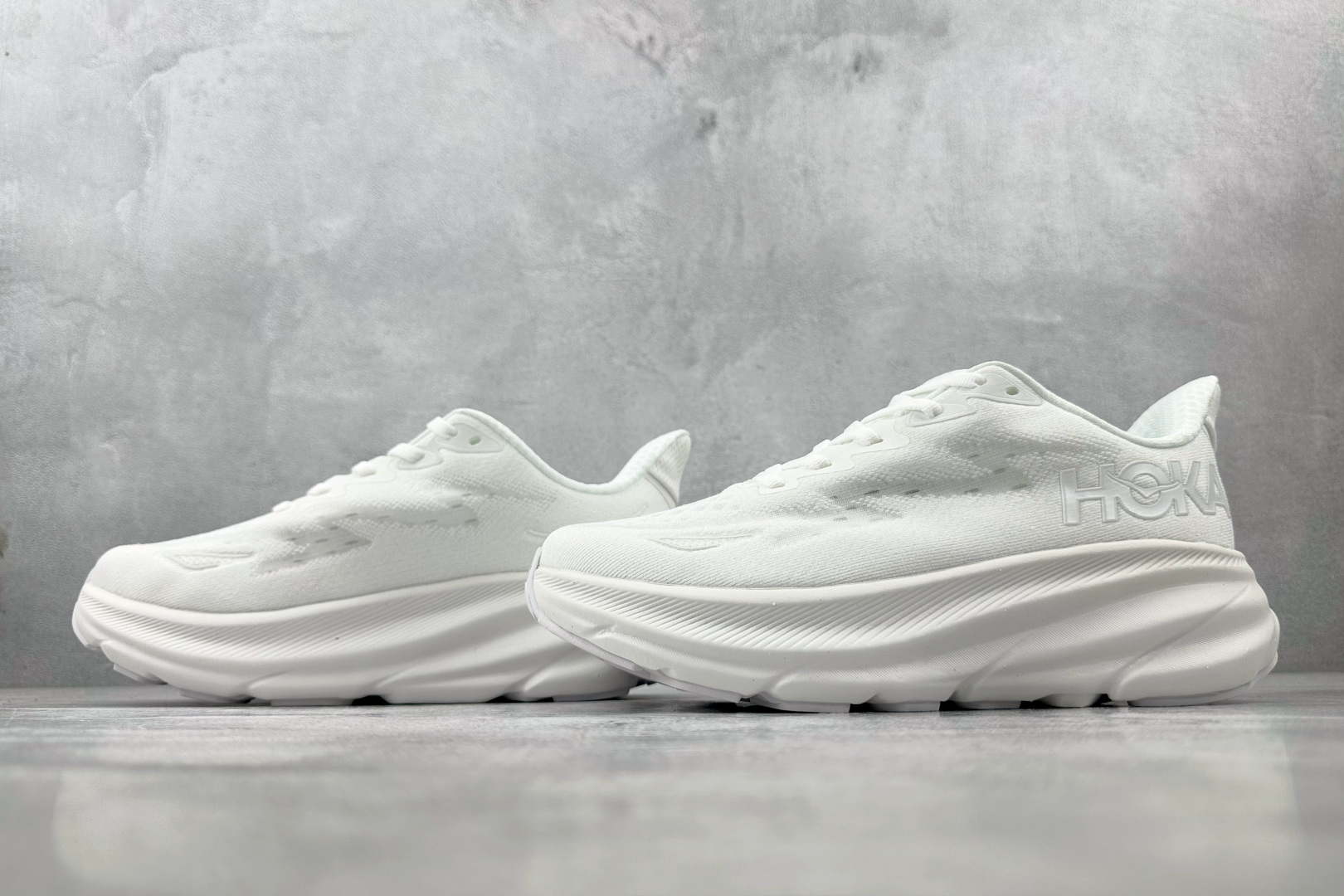 170 HOKA ONE ONE Clifton 9 白色 1127895-WWH-Chinese UA Cheap High Quatity Brand Clothes Bags handbags Sneakers wholesale wholesaler seller from China Factory suppliers Fashion Clothing Shoes best Quality Beautiful Price 170 HOKA ONE ONE Clifton 9 白色 1127895-WWH
