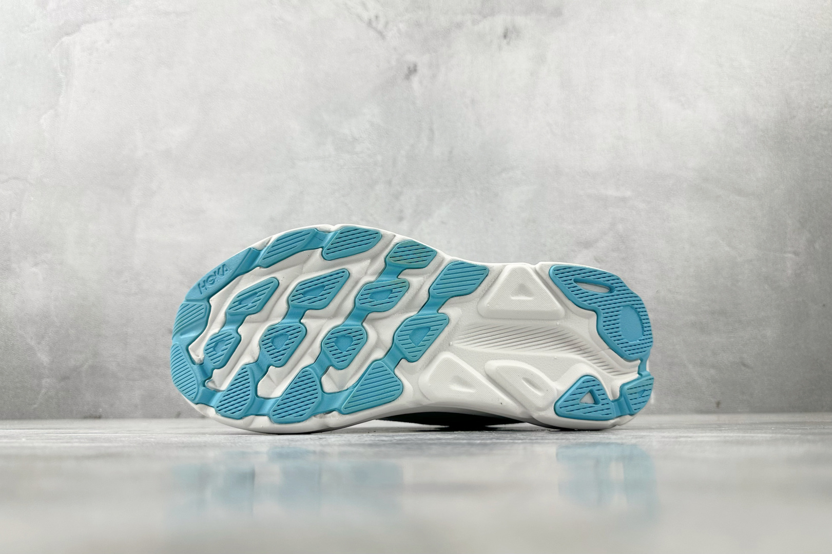 170 HOKA ONE ONE Clifton 9 白蓝色 1132211-FTRS