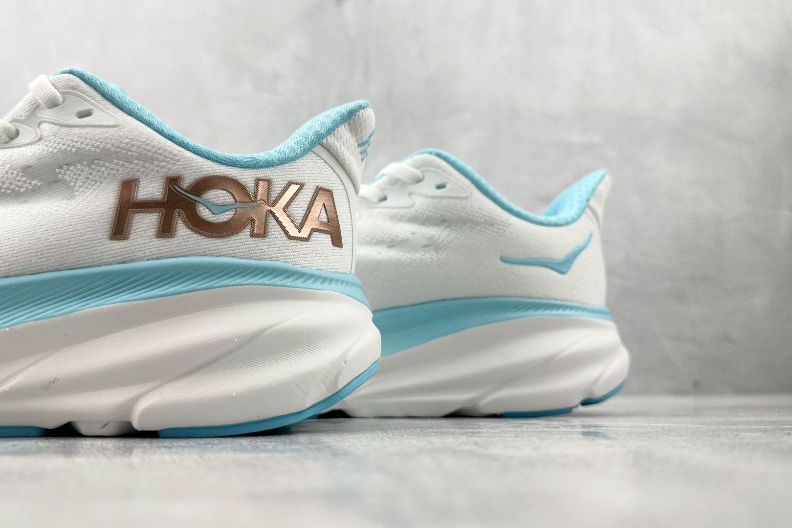 170 HOKA ONE ONE Clifton 9 白蓝色 1132211-FTRS