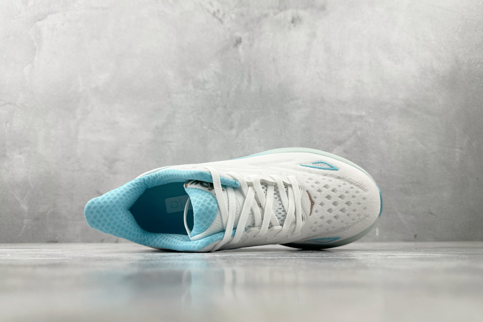 170 HOKA ONE ONE Clifton 9 白蓝色 1132211-FTRS