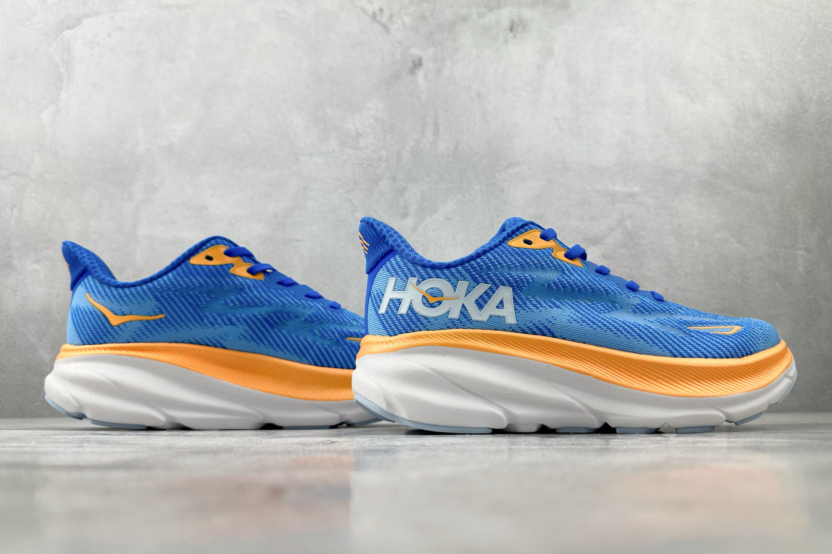 170 HOKA ONE ONE Clifton 9 蓝橙 1127895-CSAA-Chinese UA Cheap High Quatity Brand Clothes Bags handbags Sneakers wholesale wholesaler seller from China Factory suppliers Fashion Clothing Shoes best Quality Beautiful Price 170 HOKA ONE ONE Clifton 9 蓝橙 1127895-CSAA