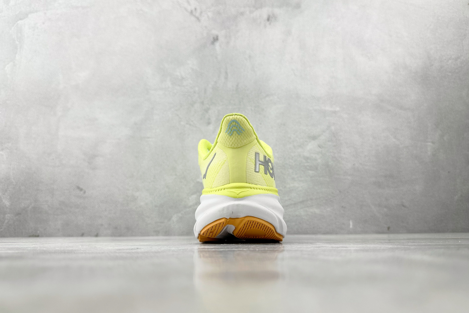 170 HOKA ONE ONE Clifton 9 黄色 1127896-CGSO