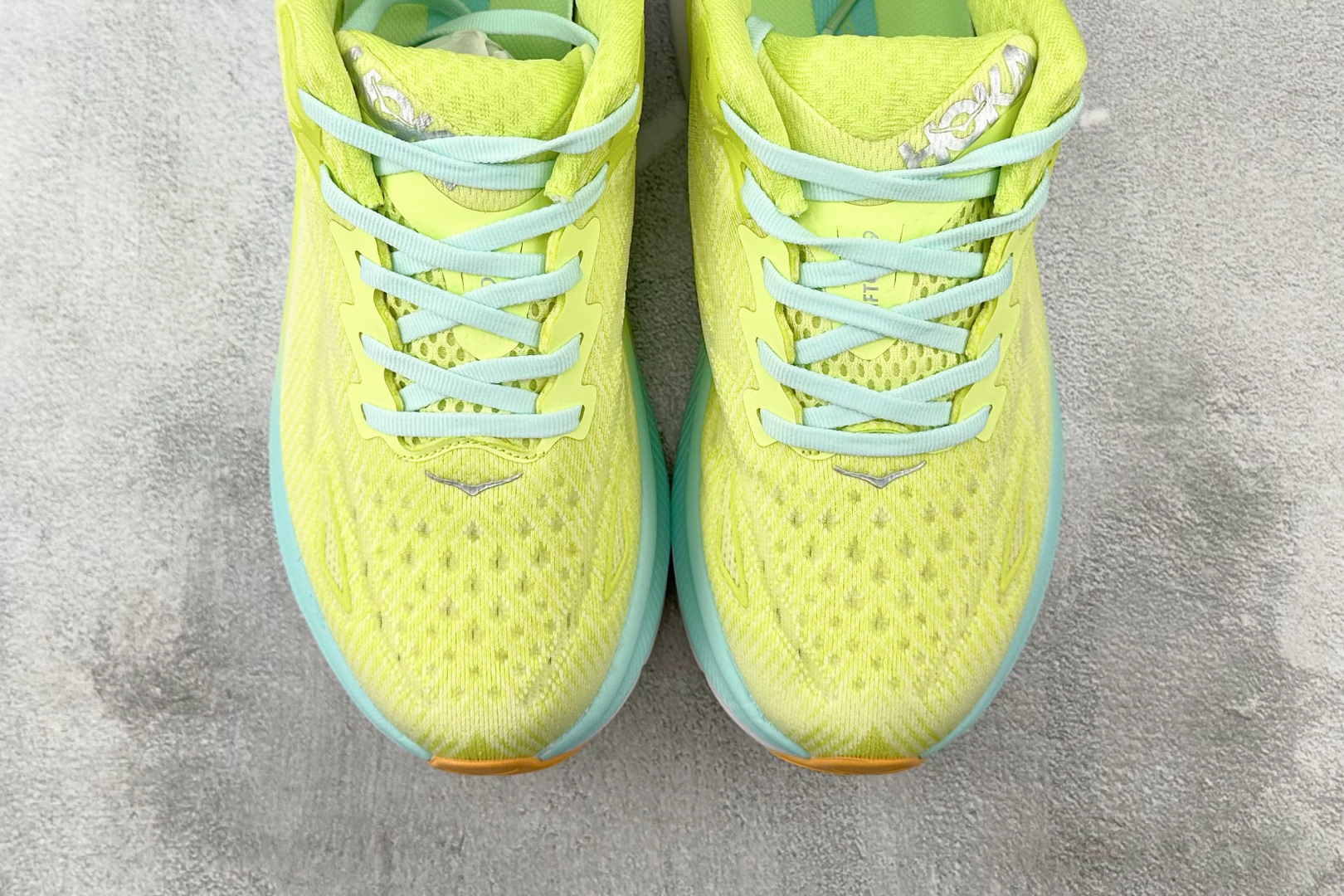 170 HOKA ONE ONE Clifton 9 黄色 1127896-CGSO