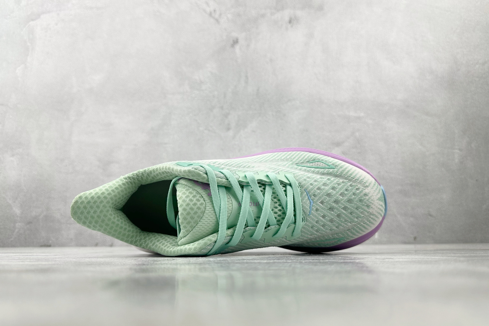 170 HOKA ONE ONE Clifton 9 亮海蓝雾紫色 1127896-SOLM