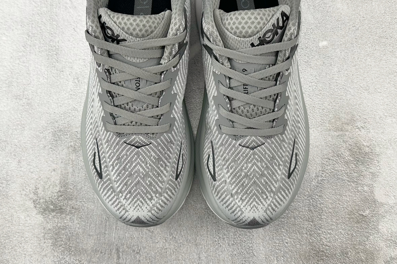 170 HOKA ONE ONE Clifton 9 灰色 1127895-HMBC-Chinese UA Cheap High Quatity Brand Clothes Bags handbags Sneakers wholesale wholesaler seller from China Factory suppliers Fashion Clothing Shoes best Quality Beautiful Price 170 HOKA ONE ONE Clifton 9 灰色 1127895-HMBC