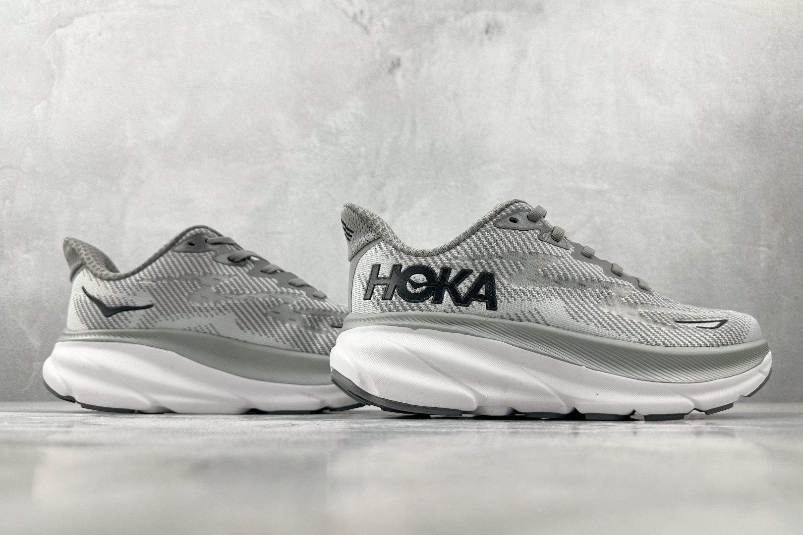 170 HOKA ONE ONE Clifton 9 灰色 1127895-HMBC-Chinese UA Cheap High Quatity Brand Clothes Bags handbags Sneakers wholesale wholesaler seller from China Factory suppliers Fashion Clothing Shoes best Quality Beautiful Price 170 HOKA ONE ONE Clifton 9 灰色 1127895-HMBC