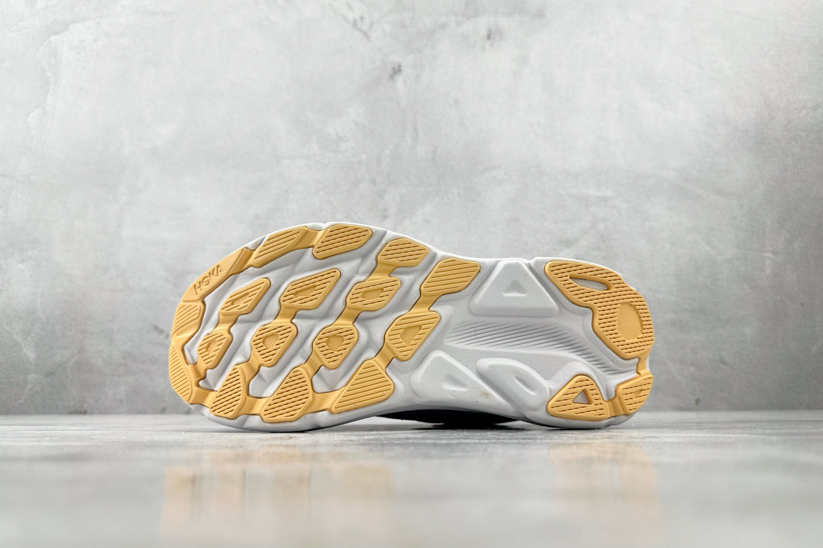 170 HOKA ONE ONE Clifton 9 粉蓝紫 1132211-CSLC-Chinese UA Cheap High Quatity Brand Clothes Bags handbags Sneakers wholesale wholesaler seller from China Factory suppliers Fashion Clothing Shoes best Quality Beautiful Price 170 HOKA ONE ONE Clifton 9 粉蓝紫 1132211-CSLC