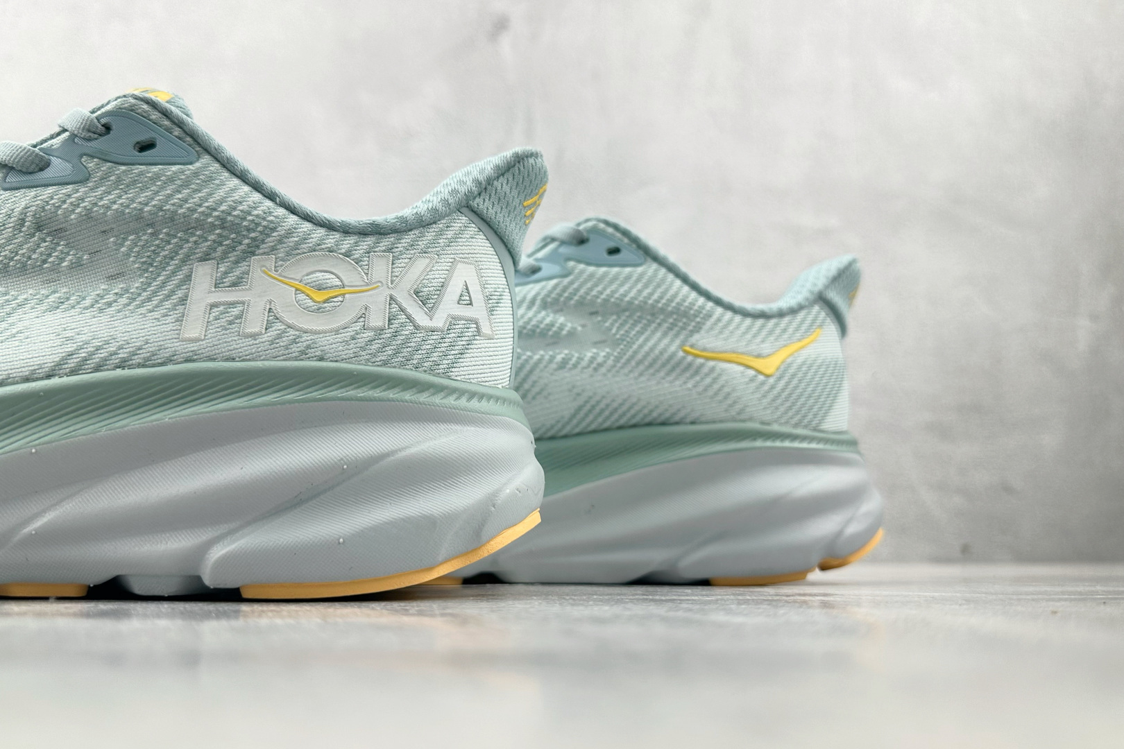 170 HOKA ONE ONE Clifton 9 云雾蓝冰流蓝 1127895-CBIF