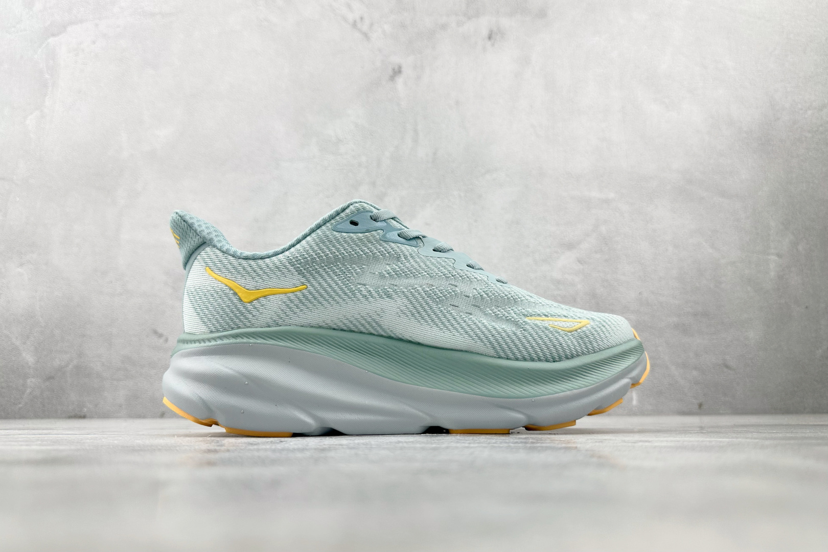 170 HOKA ONE ONE Clifton 9 云雾蓝冰流蓝 1127895-CBIF