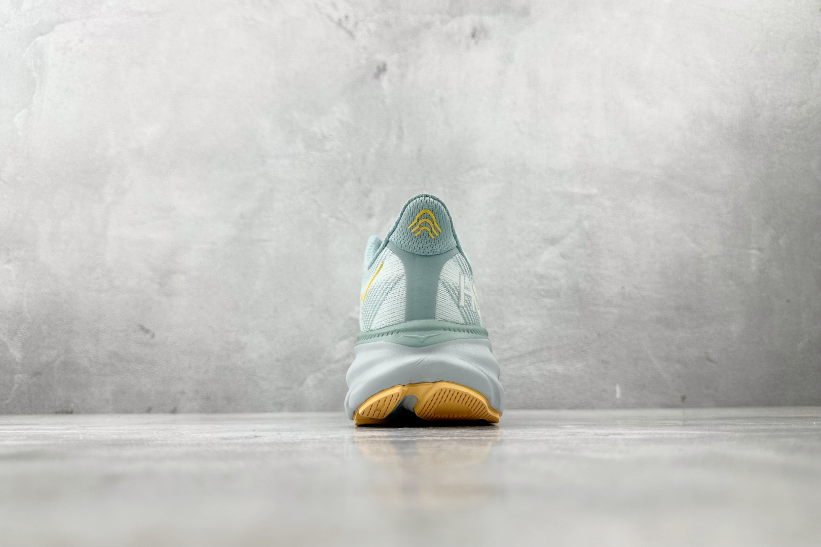 170 HOKA ONE ONE Clifton 9 云雾蓝冰流蓝 1127895-CBIF