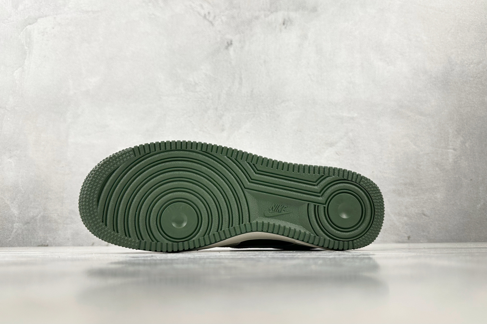 260 Nike Air Force 1'07 GUCCI 联名 白绿 KK1988-095