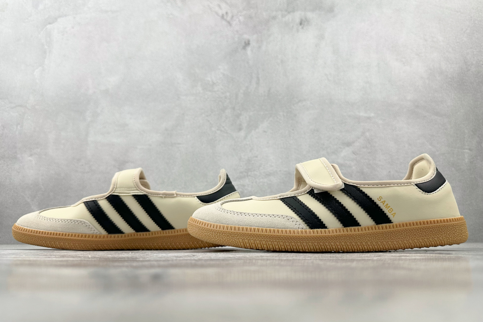 160 出口订单 adidas originals Samba Jane 米白 JR7338-Chinese UA Cheap High Quatity Brand Clothes Bags handbags Sneakers wholesale wholesaler seller from China Factory suppliers Fashion Clothing Shoes best Quality Beautiful Price 160 出口订单 adidas originals Samba Jane 米白 JR7338