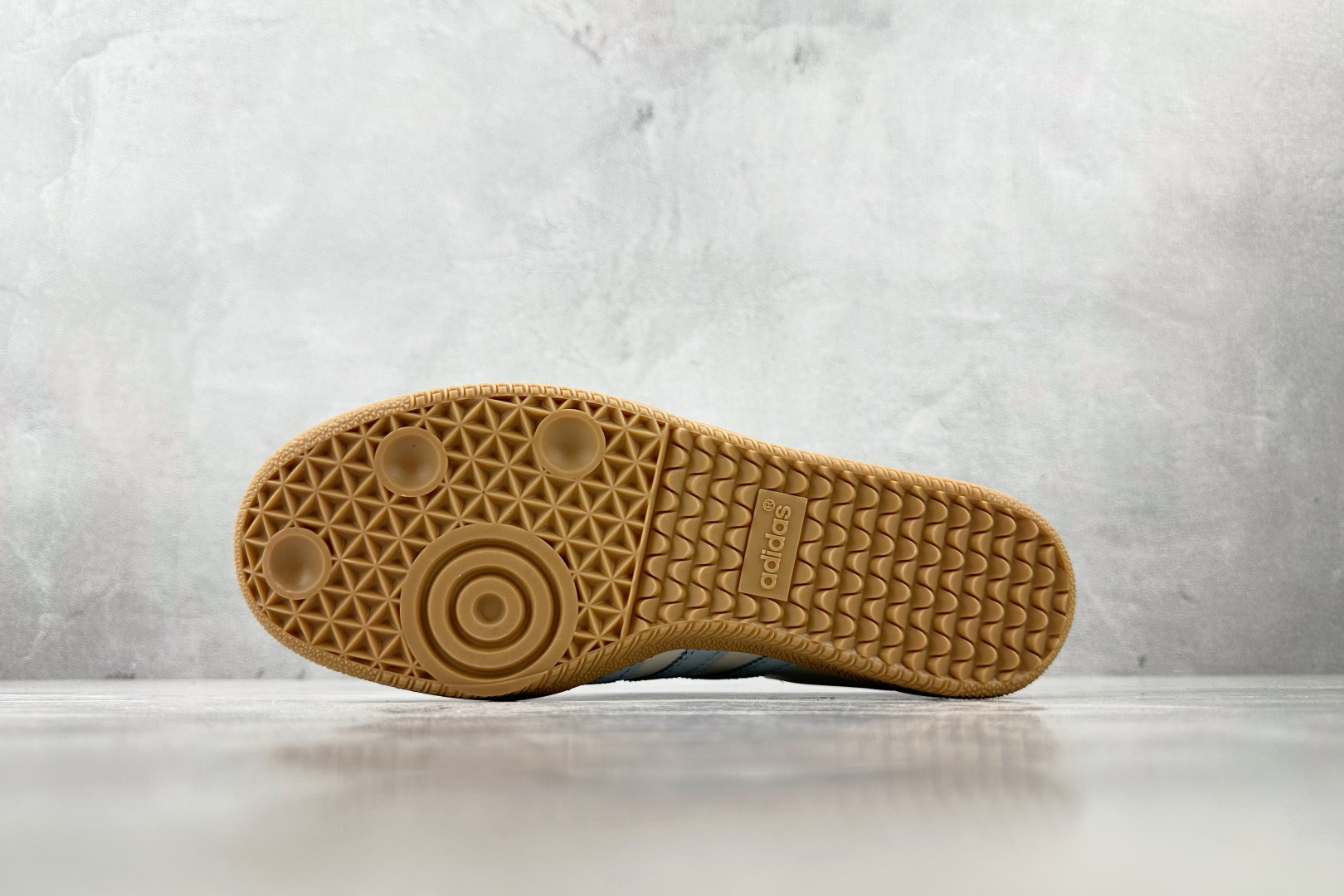 160 出口订单 adidas originals Samba Jane 白蓝 JR7339-Chinese UA Cheap High Quatity Brand Clothes Bags handbags Sneakers wholesale wholesaler seller from China Factory suppliers Fashion Clothing Shoes best Quality Beautiful Price 160 出口订单 adidas originals Samba Jane 白蓝 JR7339