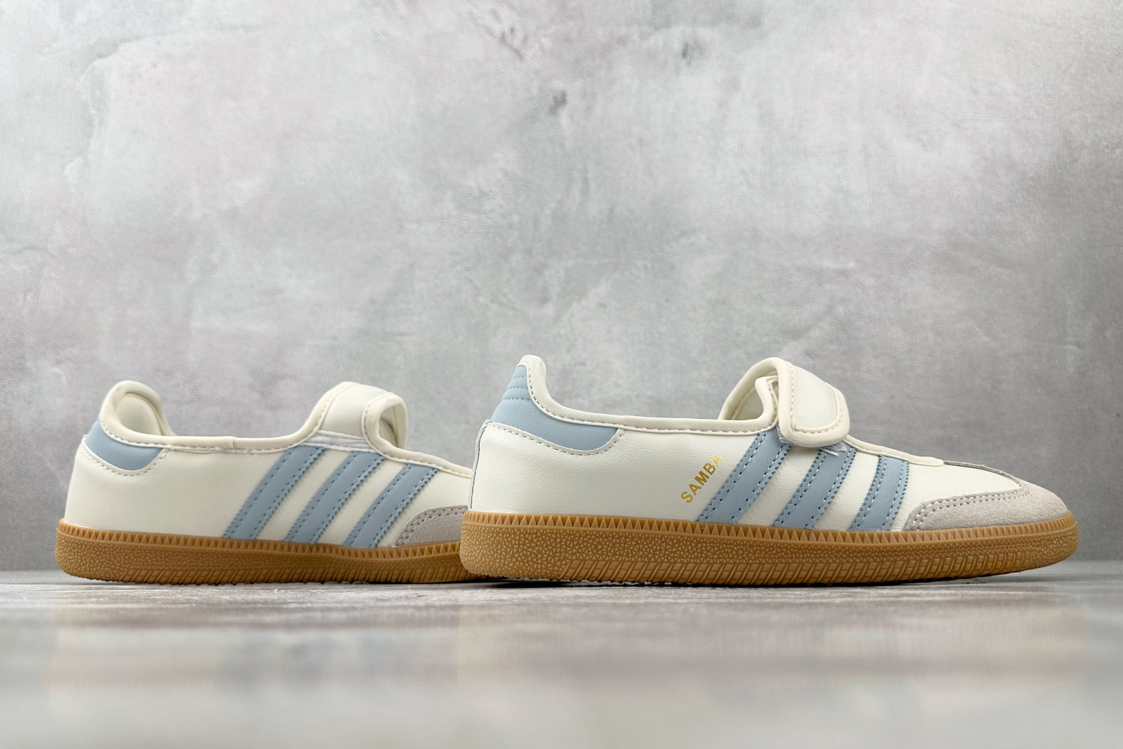 160 出口订单 adidas originals Samba Jane 白蓝 JR7339-Chinese UA Cheap High Quatity Brand Clothes Bags handbags Sneakers wholesale wholesaler seller from China Factory suppliers Fashion Clothing Shoes best Quality Beautiful Price 160 出口订单 adidas originals Samba Jane 白蓝 JR7339