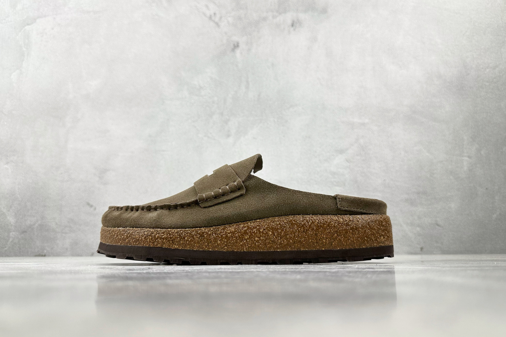 290 Birkenstock 橄榄绿 1025494-Chinese  UA Cheap High Quatity Brand  Clothes Bags handbags Sneakers wholesale wholesaler seller from China Factory suppliers Fashion Clothing  Shoes best Quality Beautiful Price  290 Birkenstock 橄榄绿 1025494