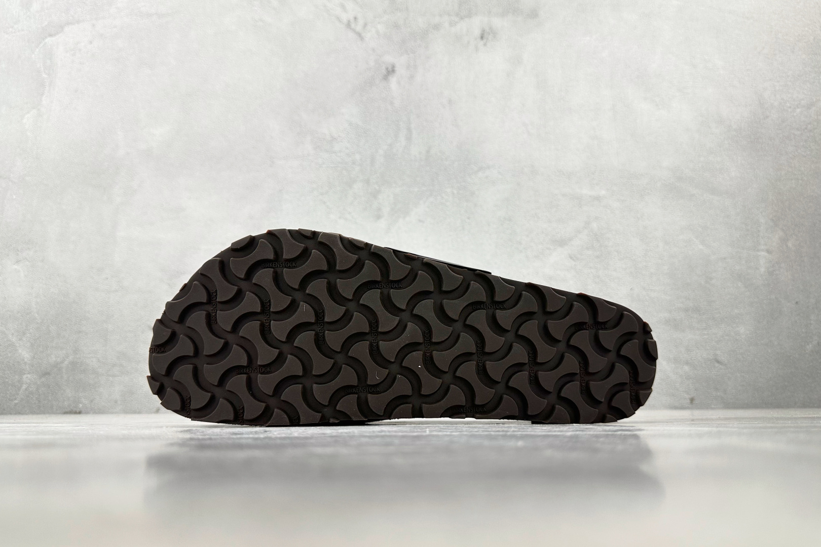 290 Birkenstock 橄榄绿 1025494-Chinese  UA Cheap High Quatity Brand  Clothes Bags handbags Sneakers wholesale wholesaler seller from China Factory suppliers Fashion Clothing  Shoes best Quality Beautiful Price  290 Birkenstock 橄榄绿 1025494