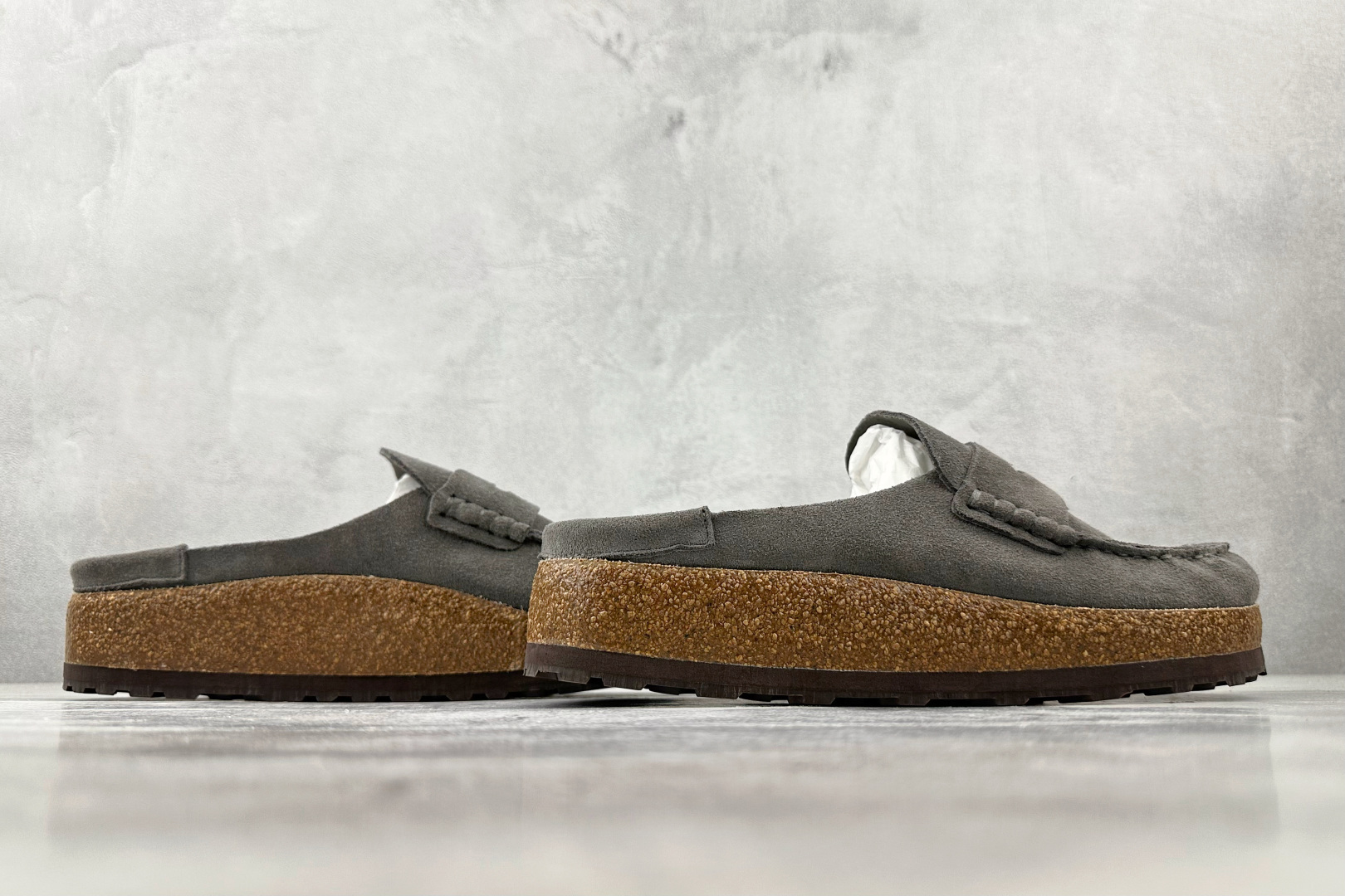 290 Birkenstock 灰色 1025033-Chinese UA Cheap High Quatity Brand Clothes Bags handbags Sneakers wholesale wholesaler seller from China Factory suppliers Fashion Clothing Shoes best Quality Beautiful Price 290 Birkenstock 灰色 1025033