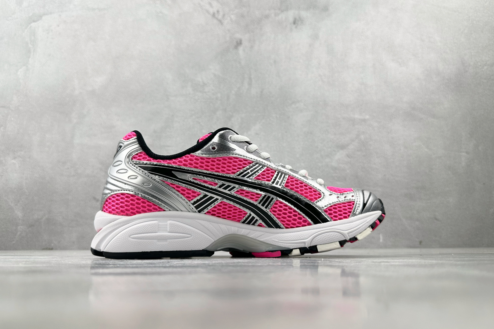 PB 本地
外贸批次 Asics Gel-Kahana 14银粉黑

货号：1201A019-700
尺