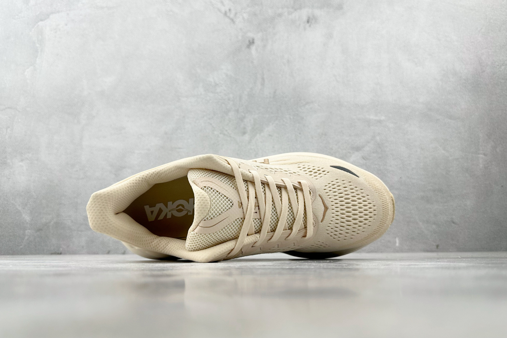 220 HOKA ONE ONE Bondi 9 米色 1162012-VCH-Chinese UA Cheap High Quatity Brand Clothes Bags handbags Sneakers wholesale wholesaler seller from China Factory suppliers Fashion Clothing Shoes best Quality Beautiful Price 220 HOKA ONE ONE Bondi 9 米色 1162012-VCH