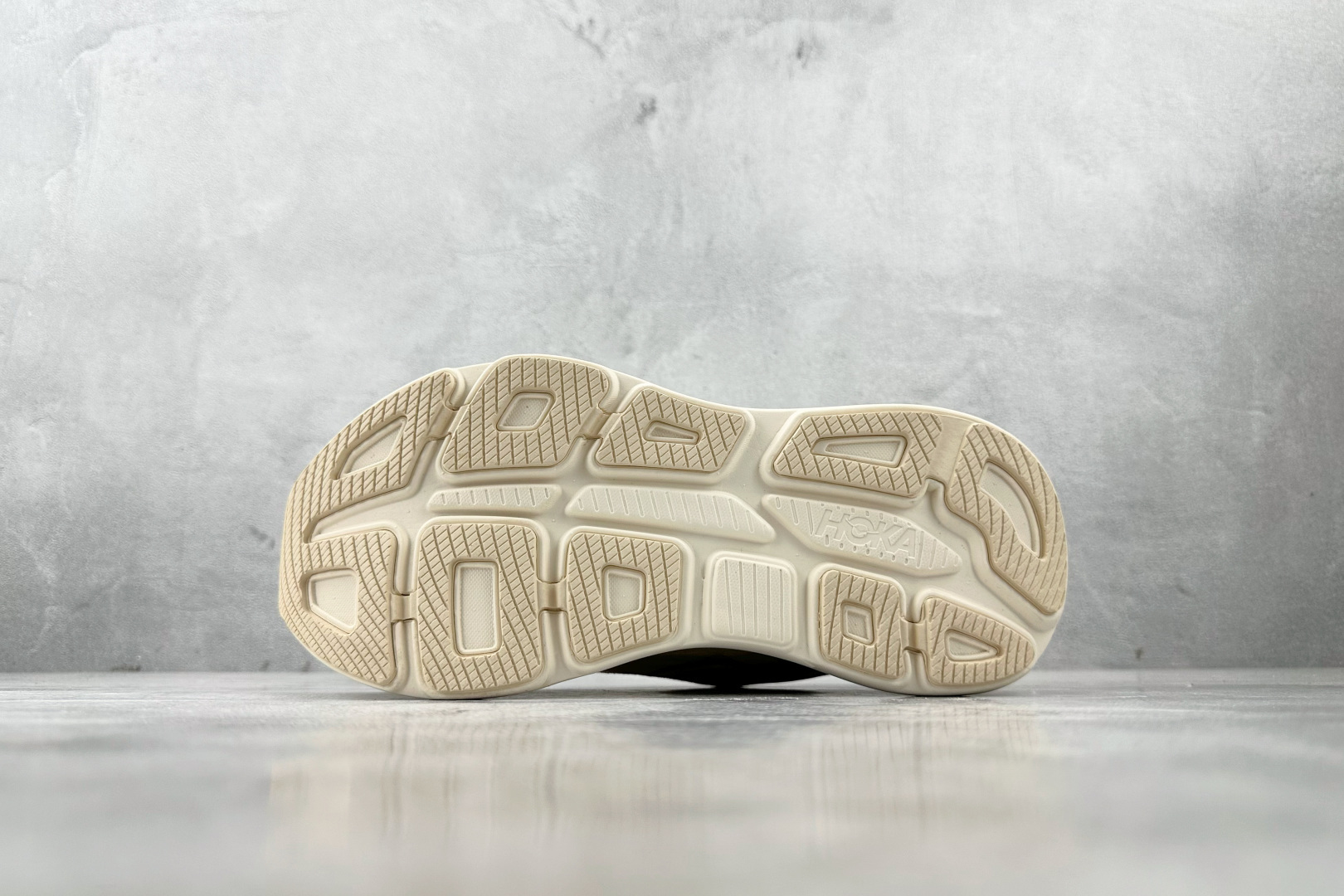 220 HOKA ONE ONE Bondi 9 米色 1162012-VCH-Chinese UA Cheap High Quatity Brand Clothes Bags handbags Sneakers wholesale wholesaler seller from China Factory suppliers Fashion Clothing Shoes best Quality Beautiful Price 220 HOKA ONE ONE Bondi 9 米色 1162012-VCH