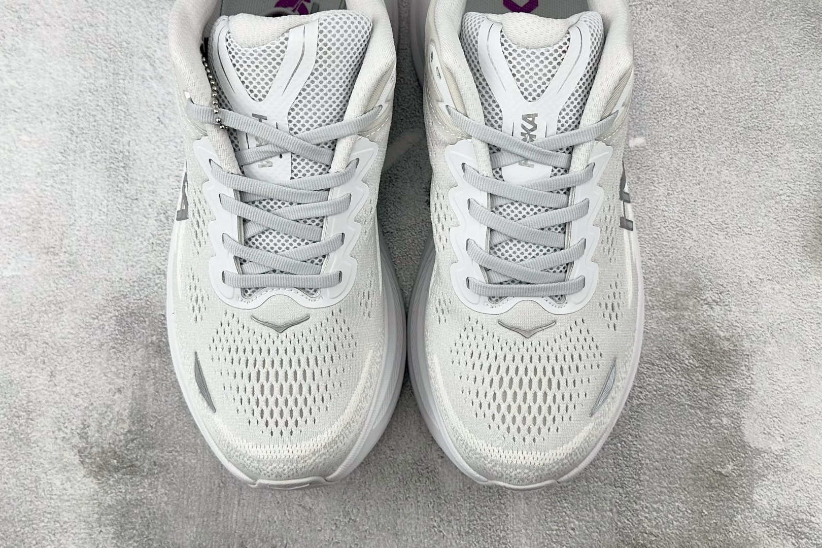 220 HOKA ONE ONE Bondi 9 灰色 1162014-CYWH-Chinese UA Cheap High Quatity Brand Clothes Bags handbags Sneakers wholesale wholesaler seller from China Factory suppliers Fashion Clothing Shoes best Quality Beautiful Price 220 HOKA ONE ONE Bondi 9 灰色 1162014-CYWH