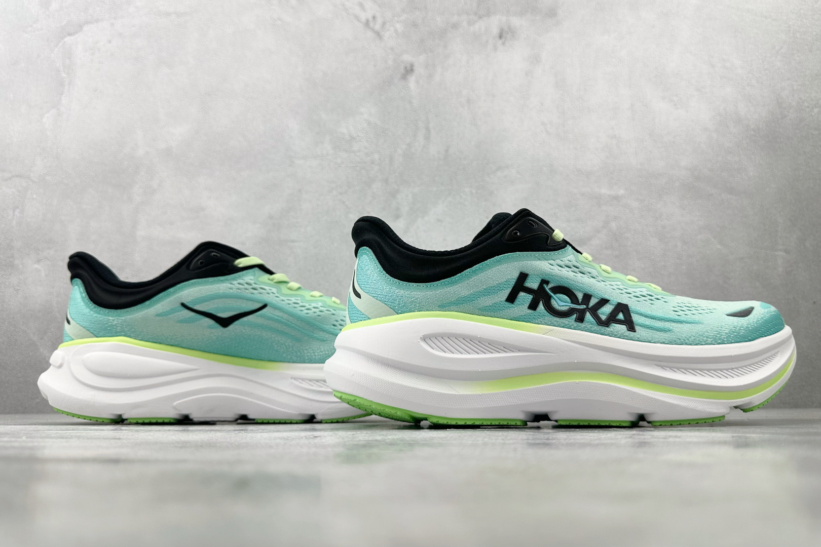 220 HOKA ONE ONE Bondi 9 蓝白色 1162011-LNMT-Chinese UA Cheap High Quatity Brand Clothes Bags handbags Sneakers wholesale wholesaler seller from China Factory suppliers Fashion Clothing Shoes best Quality Beautiful Price 220 HOKA ONE ONE Bondi 9 蓝白色 1162011-LNMT